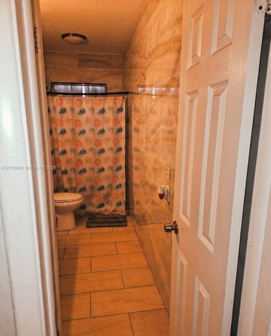 571 NE 172nd Street, North Miami Beach, FL 33162