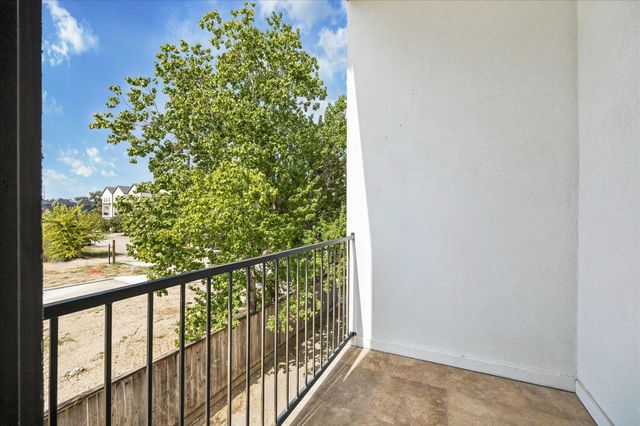 1546 W 23rd Street, Houston, TX 77008