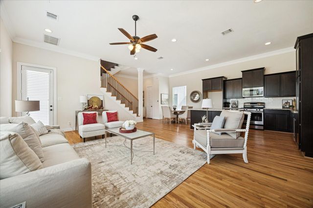 1546 W 23rd Street, Houston, TX 77008