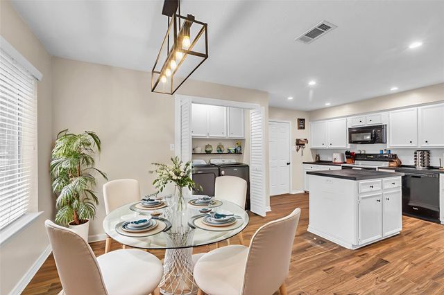 13860 Ventura Road, Willis, TX 77318