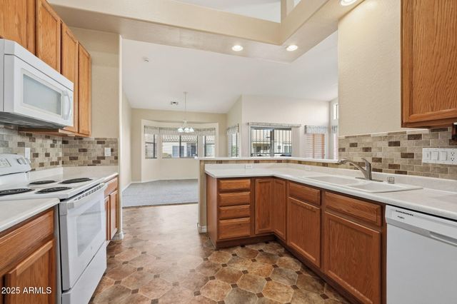 1546 E EARL Drive, Casa Grande, AZ 85122