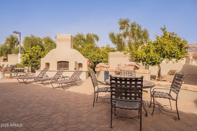 1546 E EARL Drive, Casa Grande, AZ 85122