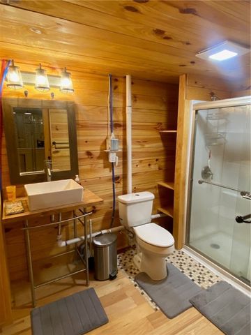 202 County Road 3061, Orange Grove, TX 78372