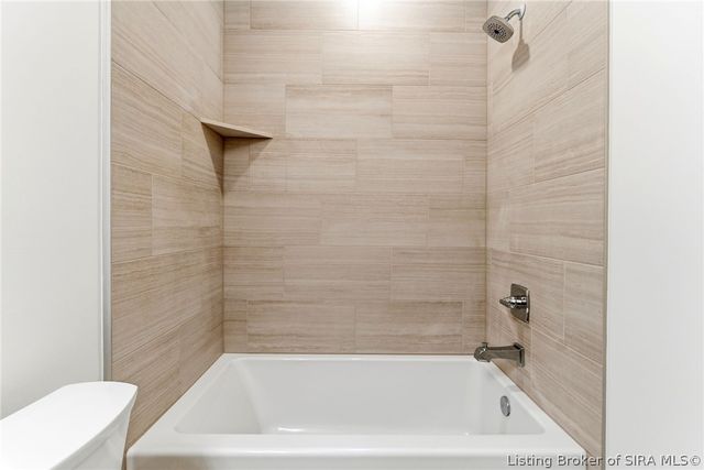 124 Spangler Place, Jeffersonville, IN 47130