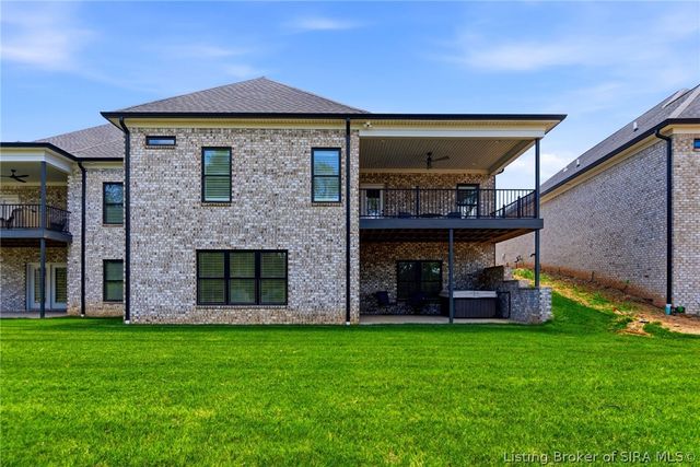 124 Spangler Place, Jeffersonville, IN 47130