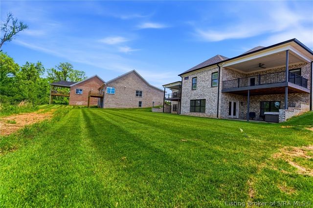 124 Spangler Place, Jeffersonville, IN 47130
