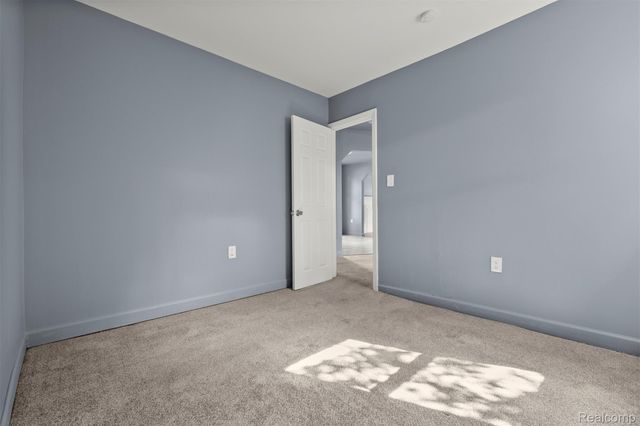 15875 Mansfield Street, Detroit, MI 48227