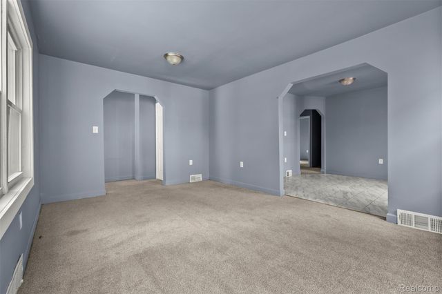 15875 Mansfield Street, Detroit, MI 48227