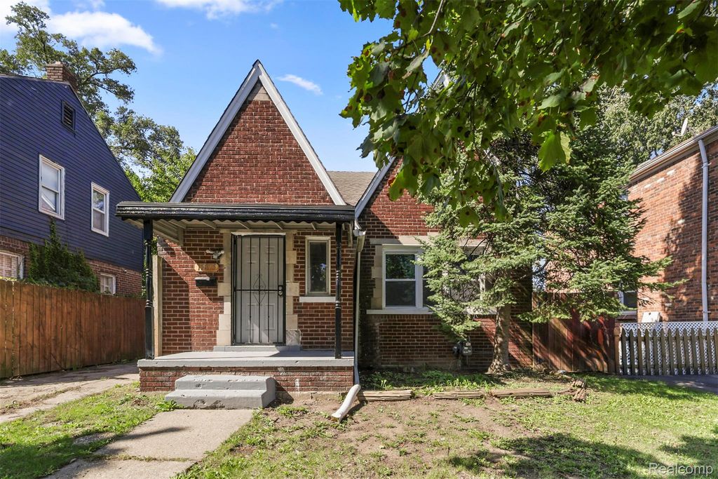 15875 Mansfield Street, Detroit, MI 48227