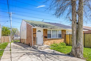 13313 S Eberhart Avenue, Chicago, IL 60827