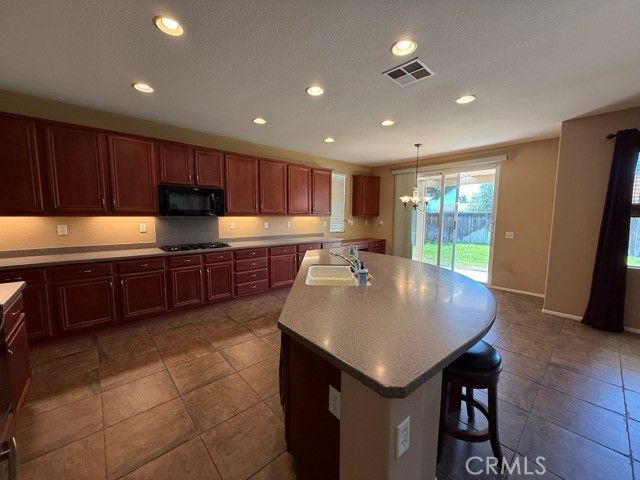 8609 Lodgepole, Riverside, CA 92508