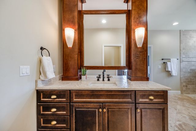 1725 Vinson Ray Road, Baker, FL 32531