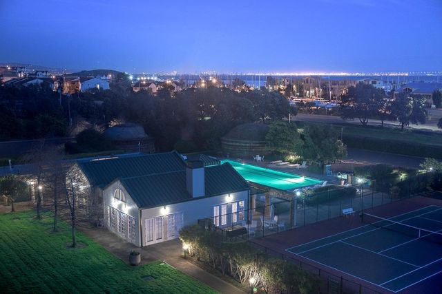 1201 Brickyard Way 112, Richmond, CA 94801