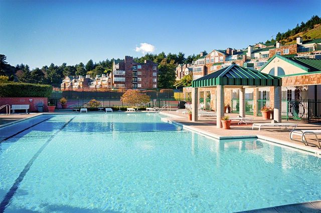 1201 Brickyard Way 112, Richmond, CA 94801