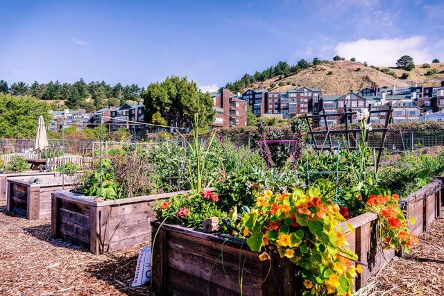 1201 Brickyard Way 112, Richmond, CA 94801