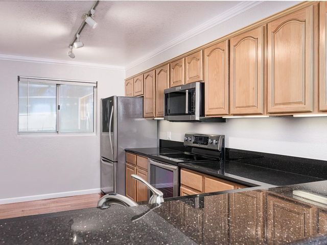 1201 Brickyard Way 112, Richmond, CA 94801