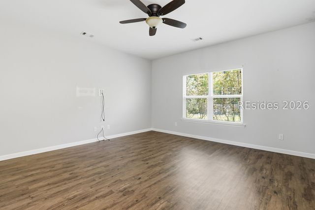 7 Wolf Creek Cv, Bluffton, SC 29910
