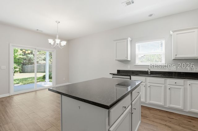 7 Wolf Creek Cv, Bluffton, SC 29910