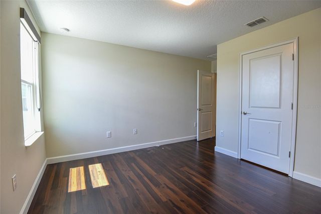 8904 LEADER BOARD LANE, Davenport, FL 33896