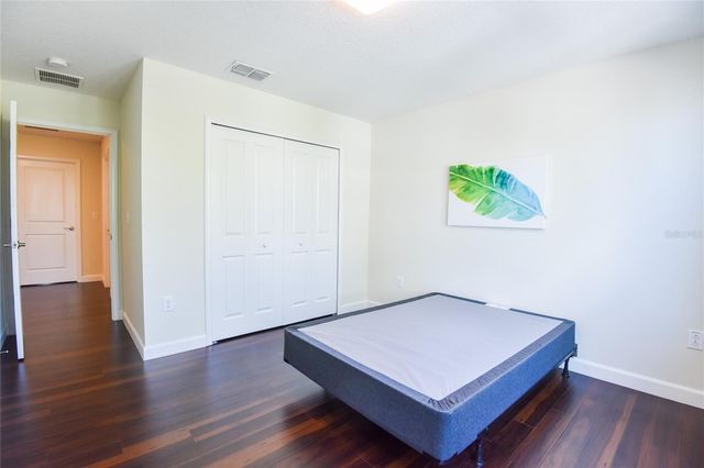 8904 LEADER BOARD LANE, Davenport, FL 33896