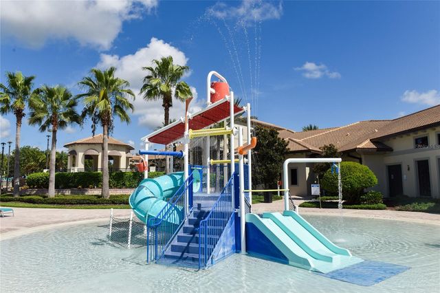8904 LEADER BOARD LANE, Davenport, FL 33896