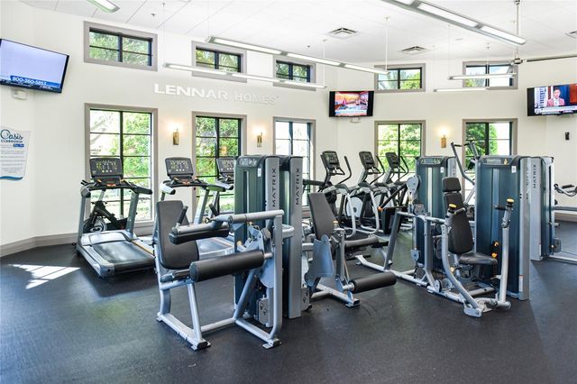 8904 LEADER BOARD LANE, Davenport, FL 33896