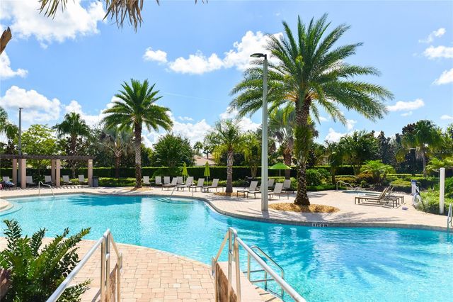 8904 LEADER BOARD LANE, Davenport, FL 33896