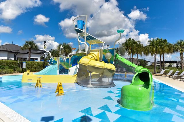 8904 LEADER BOARD LANE, Davenport, FL 33896