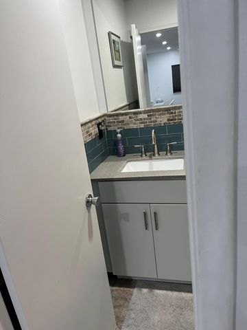 14731 EDNA Way, Delray Beach, FL 33484