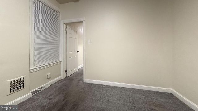 1039 TOLL ST, Crum Lynne, PA 19022