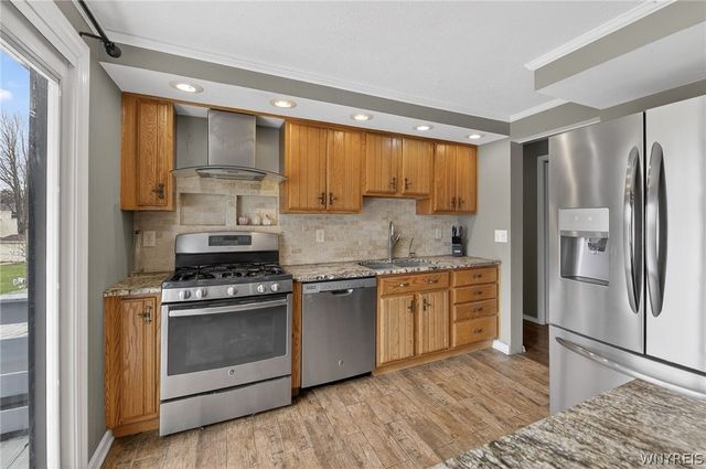 350 Greengage Circle, Amherst, NY 14051