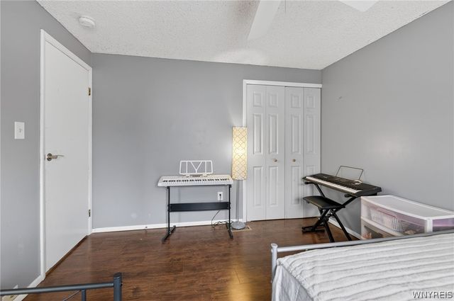 350 Greengage Circle, Amherst, NY 14051