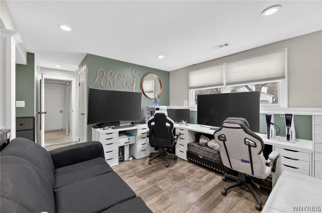 350 Greengage Circle, Amherst, NY 14051