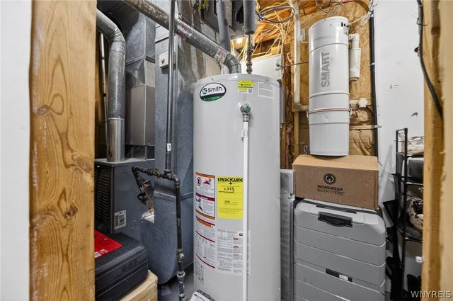 350 Greengage Circle, Amherst, NY 14051