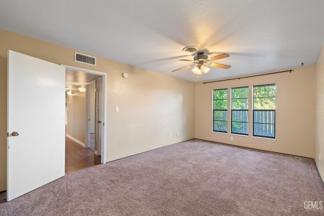 11930 Laver Court, Bakersfield, CA 93306