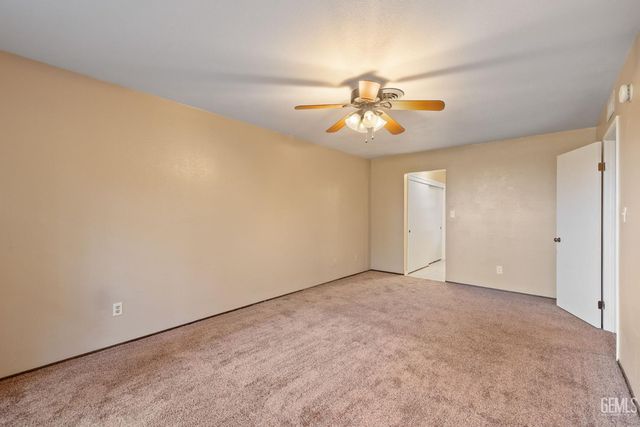 11930 Laver Court, Bakersfield, CA 93306