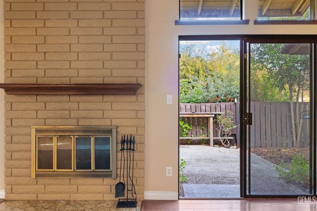 11930 Laver Court, Bakersfield, CA 93306