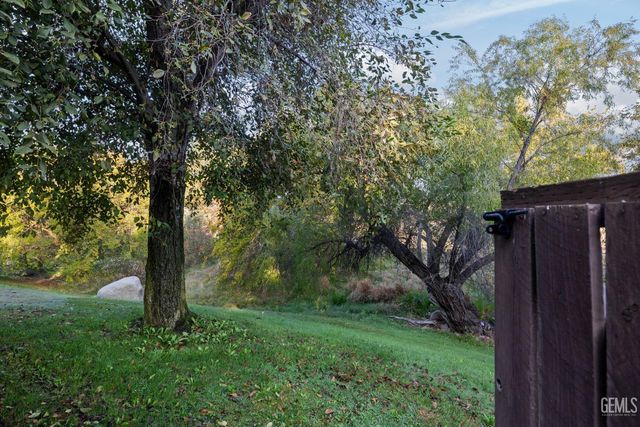 11930 Laver Court, Bakersfield, CA 93306