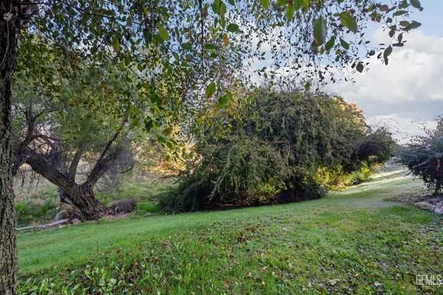 11930 Laver Court, Bakersfield, CA 93306