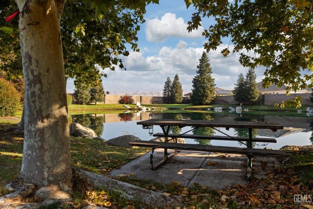 11930 Laver Court, Bakersfield, CA 93306