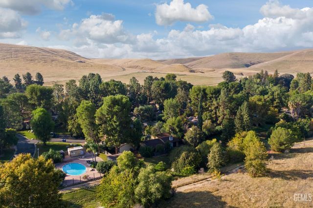 11930 Laver Court, Bakersfield, CA 93306