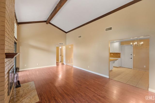 11930 Laver Court, Bakersfield, CA 93306