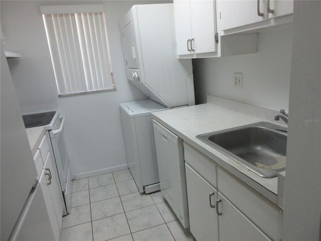 2410 SE 16TH AVENUE H, Ocala, FL 34471