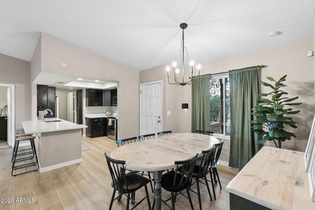 3943 W WILLOW Avenue, Phoenix, AZ 85029