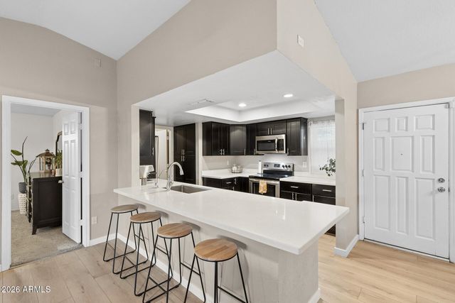 3943 W WILLOW Avenue, Phoenix, AZ 85029