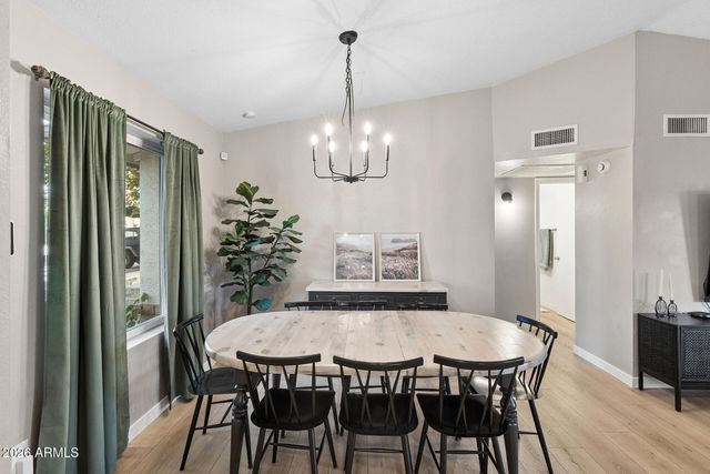 3943 W WILLOW Avenue, Phoenix, AZ 85029