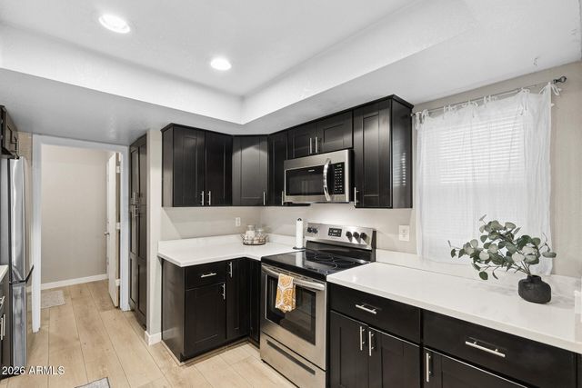 3943 W WILLOW Avenue, Phoenix, AZ 85029