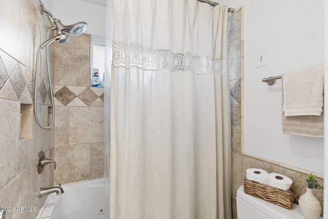 3943 W WILLOW Avenue, Phoenix, AZ 85029