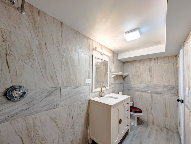 401 W 14th Place, Chicago Heights, IL 60411