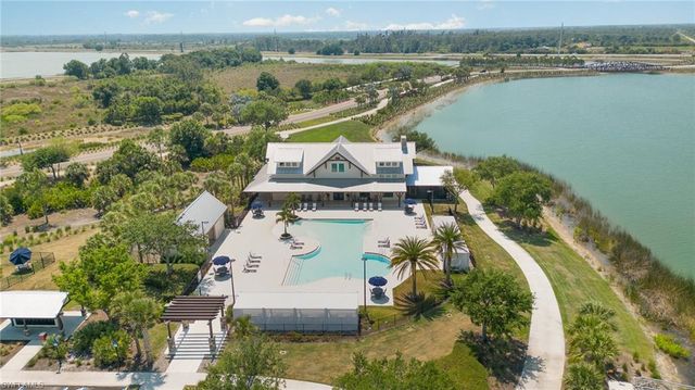 17860 Palmetto Pass LN, Punta Gorda, FL 33982